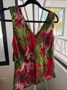 Women’s Tropical V-Neck Top in Red and Green